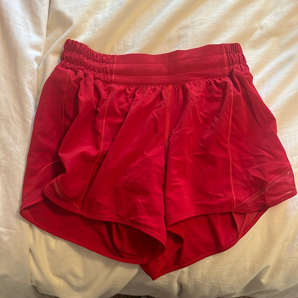 lululemon hotty hot